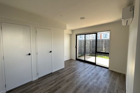 Photo of property in 1/5 Hikurangi Street, Te Atatu Peninsula, Auckland, 0610