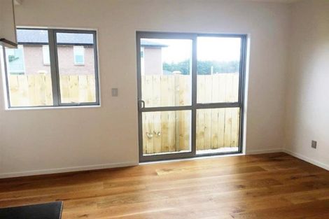 Photo of property in 10 Tinaku Road, Flat Bush, Auckland, 2019