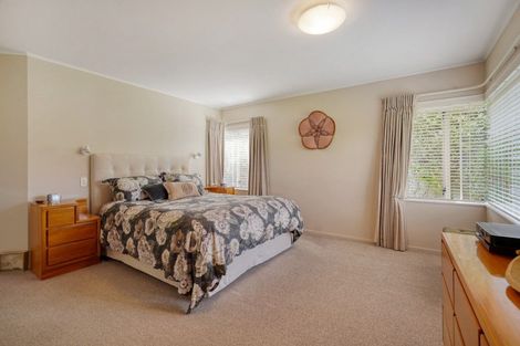 Photo of property in 2 Fulford Place, Havelock North, 4130