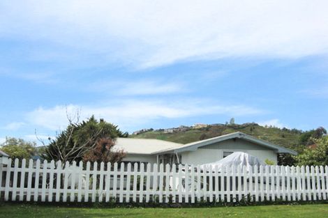 Photo of property in 17 Maitland Avenue, Stoke, Nelson, 7011