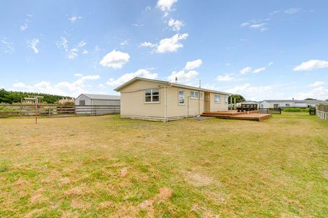 Photo of property in 37 Te Kiri Street, Himatangi Beach, Foxton, 4891