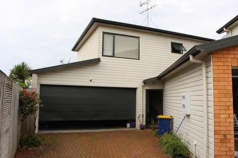 Photo of property in 37 Tiri Tiri Road, Birkdale, Auckland, 0626