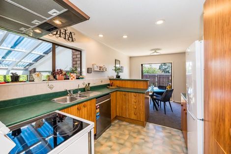 Photo of property in 13a Hadfield Place, Paraparaumu Beach, Paraparaumu, 5032