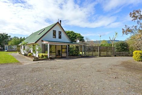 Photo of property in 44 Te Horo Beach Road, Te Horo, Otaki, 5581