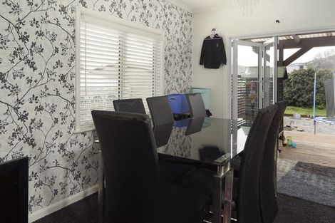 Photo of property in 17 Maitland Avenue, Stoke, Nelson, 7011