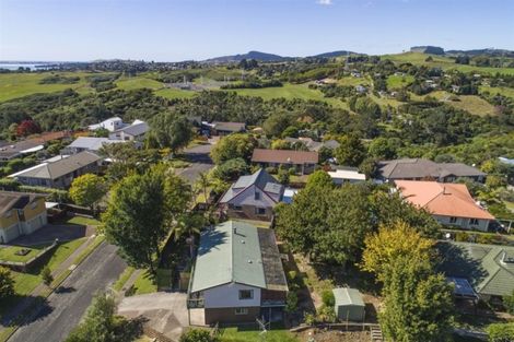 Photo of property in 12 Taylor Street, Ohauiti, Tauranga, 3112