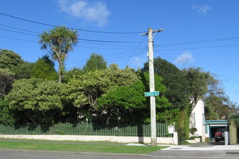 Photo of property in 15 Stellin Street, Boulcott, Lower Hutt, 5011