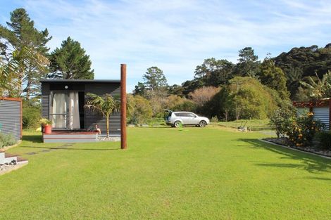 Photo of property in 479 Albert Street, Coromandel, 3506
