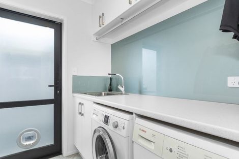 Photo of property in 84 Pakanga Grove, Pyes Pa, Tauranga, 3112