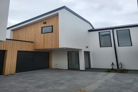 Photo of property in 2/37 Maxwell Street, Riccarton, Christchurch, 8041