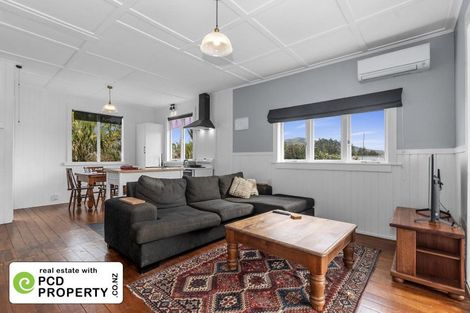 Photo of property in 2 Charles Street, Te Kamo, Whangarei, 0112