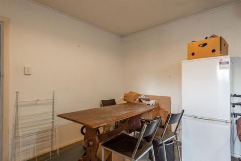 Photo of property in 2 Birdwood Street, Karori, Wellington, 6012