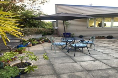 Photo of property in 22 Howard Road, Point Howard, Lower Hutt, 5013