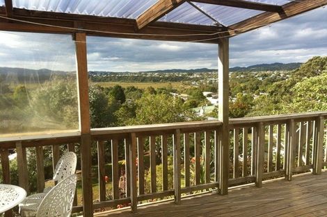 Photo of property in 74 Handforth Street, Onerahi, Whangarei, 0110