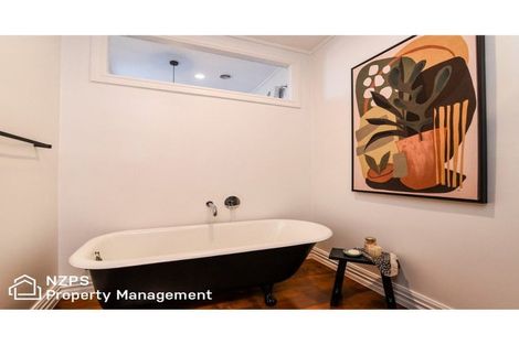 Photo of property in 24 Albert Street, Saint Clair, Dunedin, 9012