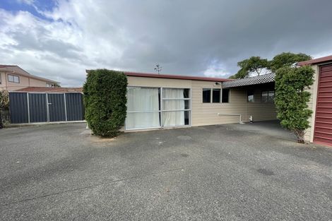 Photo of property in 13 Omana Road, Papatoetoe, Auckland, 2025