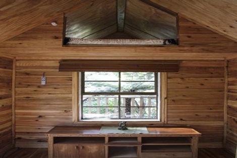 Photo of property in 128 Lone Kauri Road, Karekare, Auckland, 0772