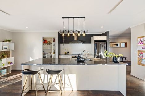 Photo of property in 5 Catchpole Place, Woodend, 7610