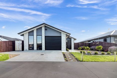 Photo of property in 33 Taioma Close, Papamoa, 3118