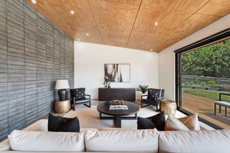 Photo of property in 27 Brownhill Road, Whitford, Manurewa, 2576