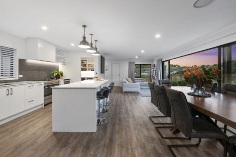 Photo of property in 84 Pakanga Grove, Pyes Pa, Tauranga, 3112