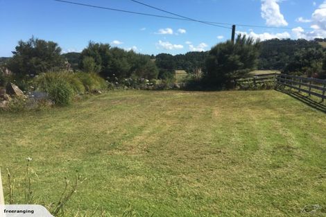 Photo of property in 1283 State Highway 16, Waimauku, 0883