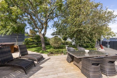 Photo of property in 12 Havelock Road, Hospital Hill, Napier, 4110