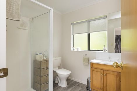 Photo of property in 234 Polson Hill Drive, Aokautere, Palmerston North, 4471
