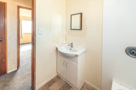 Photo of property in 35 Carson Street, Castlecliff, Whanganui, 4501