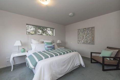 Photo of property in 69 Buscomb Avenue, Henderson, Auckland, 0610