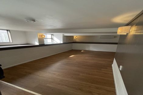 Photo of property in 209a Sturges Road, Henderson, Auckland, 0612