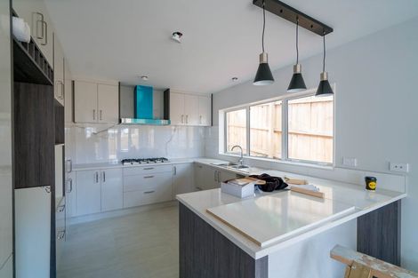 Photo of property in 19b Sorrel Crescent, Bucklands Beach, Auckland, 2012