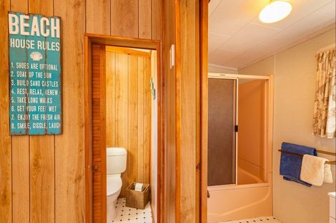 Photo of property in 5 Rua Avenue, Waitarere Beach, Levin, 5510