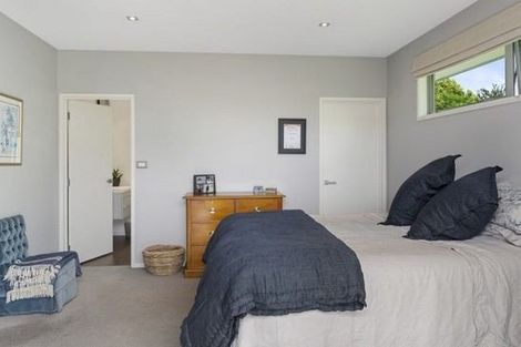 Photo of property in 28 De Castro Drive, Blenheim, 7201