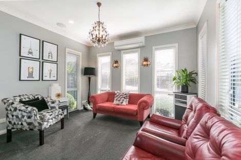 Photo of property in 72 Kent Terrace, Taradale, Napier, 4112