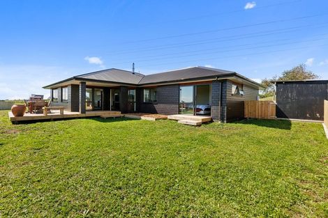 Photo of property in 592 Mangorei Road, Mangorei, New Plymouth, 4371