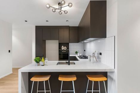 Photo of property in 33 Karaka Village Parade, Karaka, 2580