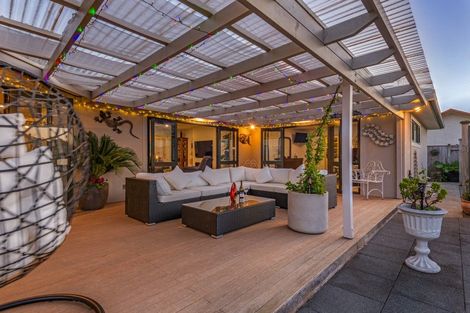 Photo of property in 3 Virginia Grove, Milson, Palmerston North, 4414