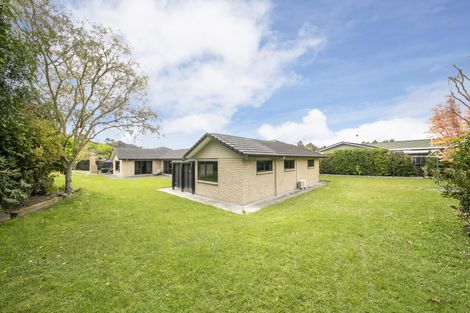 Photo of property in 52 School Road, Riverhead, 0820