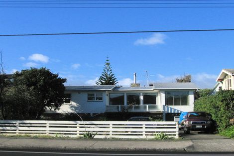 Photo of property in 22 Field Way, Waikanae Beach, Waikanae, 5036