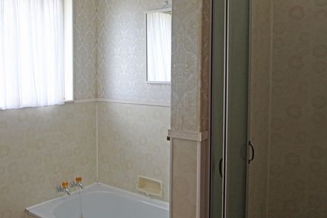 Photo of property in 8a Stuart Street, Holmes Hill, Oamaru, 9401