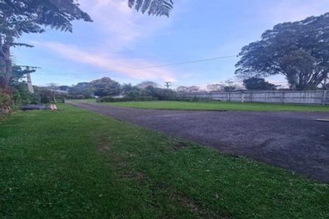 Photo of property in 32ab Old South Road, Okato, 4335