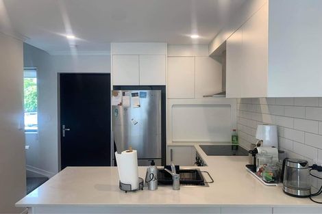 Photo of property in 8 Wharara Lane, Massey, Auckland, 0614