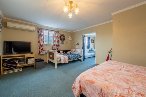 Photo of property in 2 Clutha Street, Alexandra, 9320