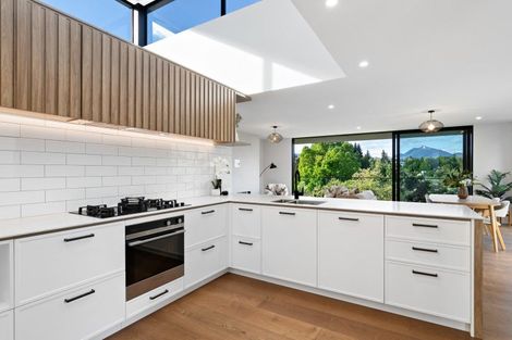 Photo of property in 30a Chalmers Street, Wanaka, 9305