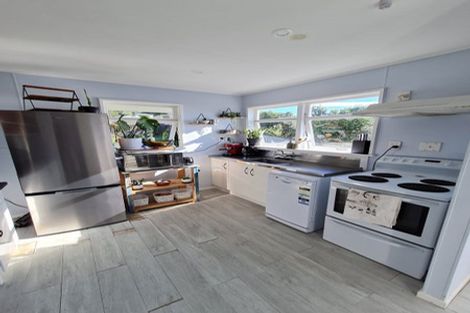 Photo of property in 53 Beaumaris Crescent, Ascot Park, Porirua, 5024