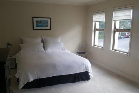 Photo of property in 1d Queen Street, New Plymouth, 4310