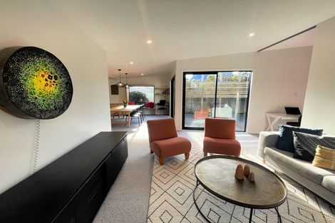 Photo of property in 76 Nottingham Street, Karori, Wellington, 6012