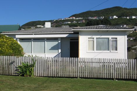 Photo of property in 9 Sim Street, Johnsonville, Wellington, 6037