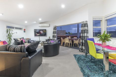 Photo of property in 6b Longwood Lane, Otumoetai, Tauranga, 3110